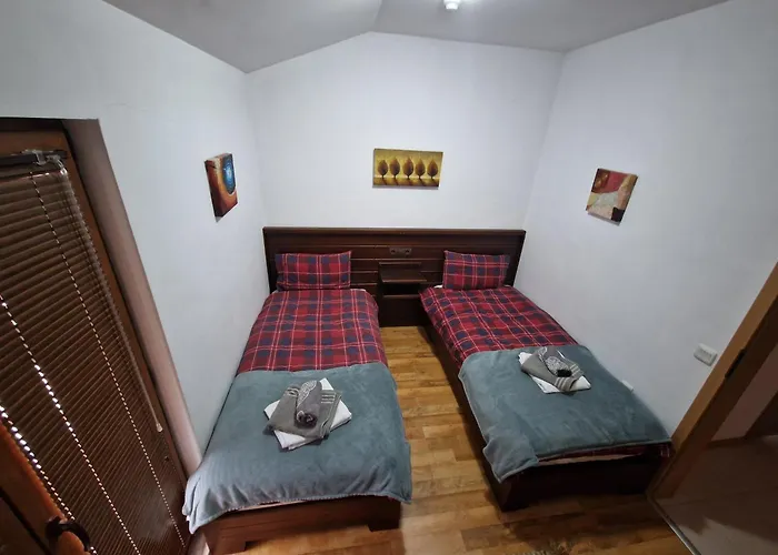 Mountain View - B45 Apartment